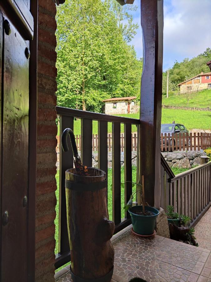 Apartamentos Rurales La Caviana Onís Eksteriør billede
