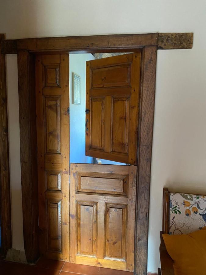 Apartamentos Rurales La Caviana Onís Eksteriør billede