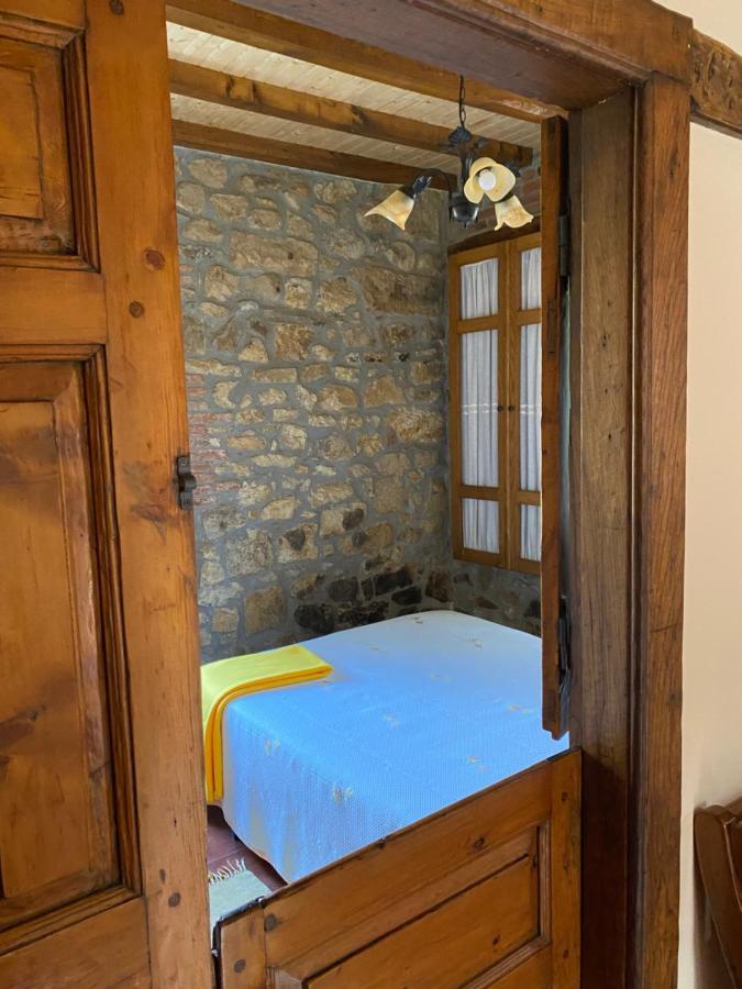 Apartamentos Rurales La Caviana Onís Eksteriør billede