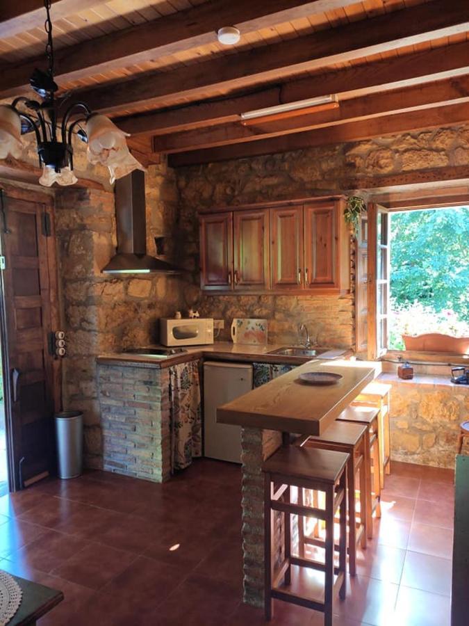 Apartamentos Rurales La Caviana Onís Eksteriør billede